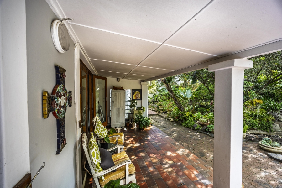 4 Bedroom Property for Sale in Bonza Bay Eastern Cape